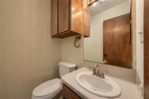 Bath - 5000 Lantern Ln, Bryan, TX 77808 photo 5 of 8