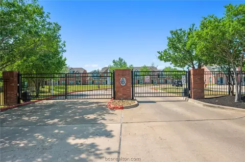 1001 Krenek Tap 1504, College Station, TX 77840