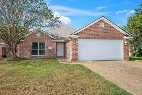 3746 Essen Loop, College Station, TX 77845