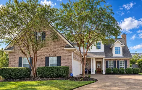 1408 Stonebridge Ct, College Station, TX 77845