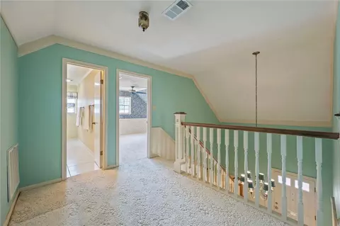 Entry Way - 1005 Esther Blvd, Bryan, TX 77802 photo 2 of 2