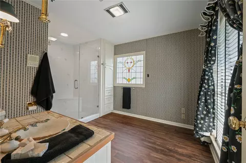 Bath - 1005 Esther Blvd, Bryan, TX 77802 photo 1 of 6