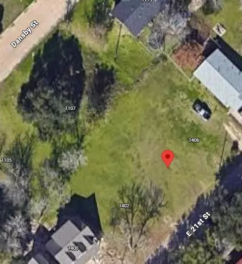 1404 E 21st St, Bryan, TX 77803 photo 2
