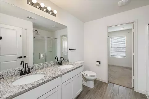 Bath - 6037 Toby Bnd, Bryan, TX 77807 photo 1 of 2