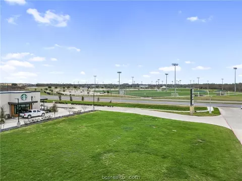 3047 University Dr, Bryan, TX 77802 photo 10