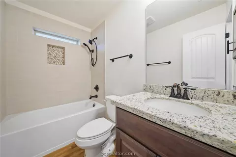 Bath - 4816 Knight Dr, Bryan, TX 77802 photo 6 of 6