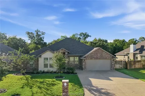Exterior - 4816 Knight Dr, Bryan, TX 77802 photo 9 of 9
