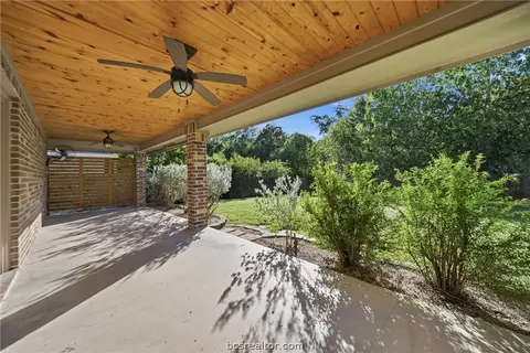 Exterior - 4816 Knight Dr, Bryan, TX 77802 photo 6 of 9