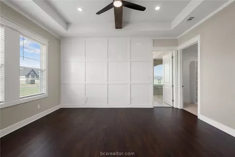 Bedroom - 7844 Mathis Creek Dr, Bryan, TX 77808 photo 2 of 8