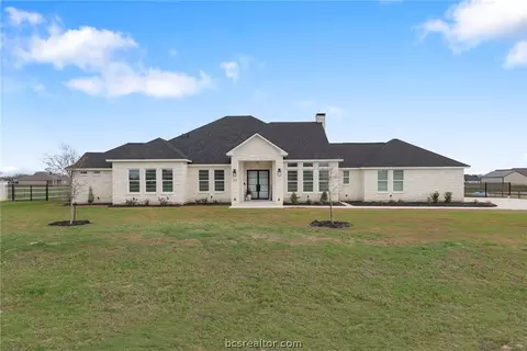 7844 Mathis Creek Dr, Bryan, TX 77808