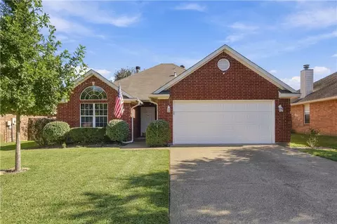 242 Stuttgart Cir, College Station, TX 77845