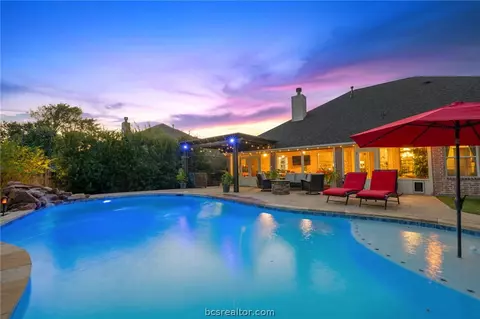 Exterior - 3816 Park Hampton, Bryan, TX 77802 photo 2 of 13