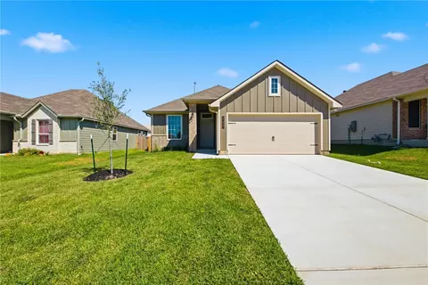 109 Hejl Dr, Caldwell, TX 77836