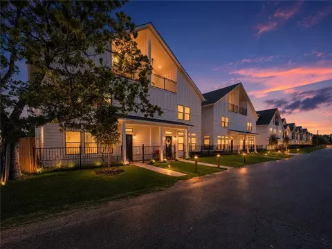 701-705 Turner St, College Station, TX 77840
