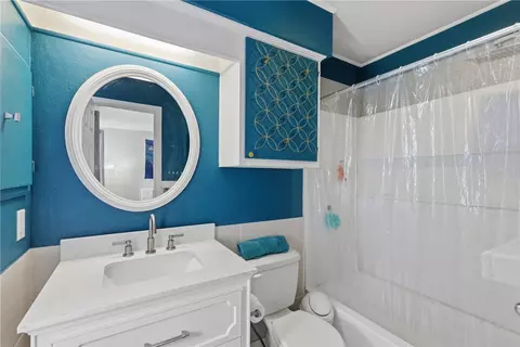 Bath - 3235 Red Robin Loop, Bryan, TX 77802 photo 1 of 2