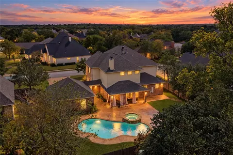 5124 Congressional Dr, College Station, TX 77845