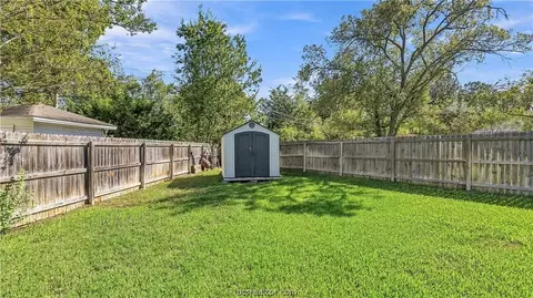 Exterior - 2312 E Mercers Lndg, Bryan, TX 77808 photo 6 of 6