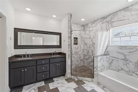 Bath - 405 E Brookside Dr, Bryan, TX 77801 photo 2 of 6