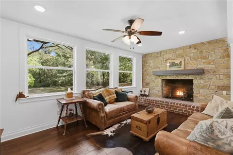 Other - 405 E Brookside Dr, Bryan, TX 77801 photo 3 of 10