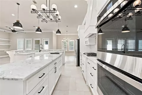 Kitchen - 4206 Serrano Ct, Bryan, TX 77802 photo 4 of 8