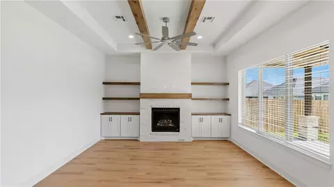 Living - 2817 Captain Dr, Bryan, TX 77808 photo 4 of 9
