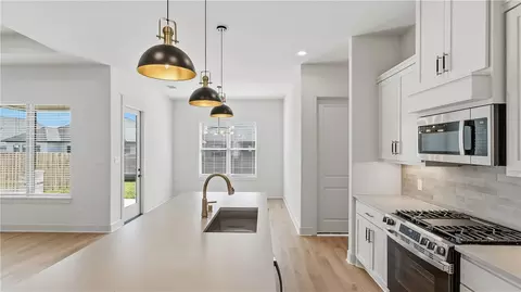 Kitchen - 2817 Captain Dr, Bryan, TX 77808 photo 6 of 6