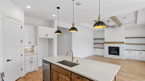 Living - 2817 Captain Dr, Bryan, TX 77808 photo 9 of 9