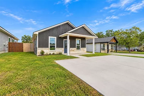 Exterior - 1514 Dansby St, Bryan, TX 77803 photo 2 of 6