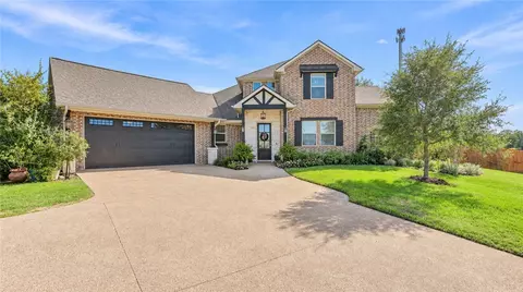 18084 Morning Dove Cir, College Station, TX 77845