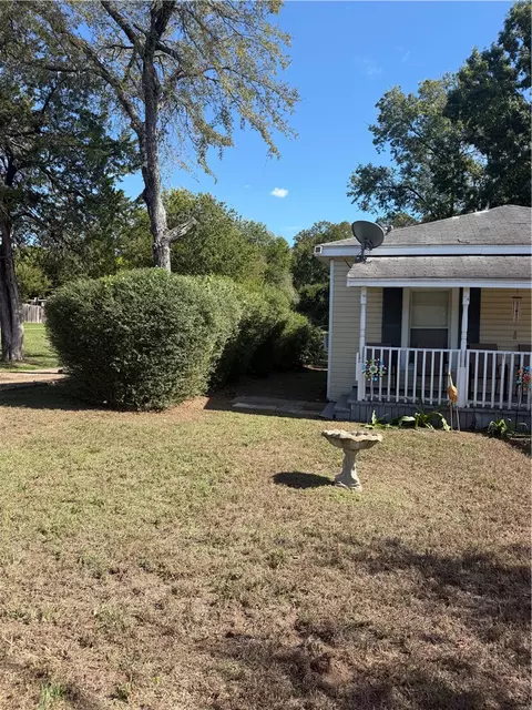 1107 Boulevard St, Bryan, TX 77803