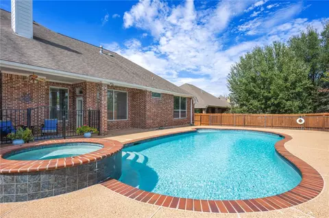 Exterior - 3710 Williams Trace Dr, Bryan, TX 77808 photo 5 of 7