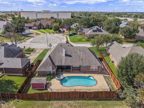 View/Area - 3710 Williams Trace Dr, Bryan, TX 77808 photo 1 of 2