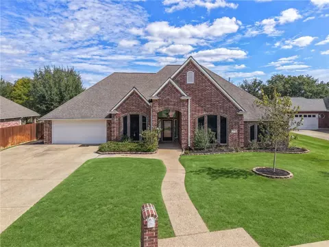 Exterior - 3710 Williams Trace Dr, Bryan, TX 77808 photo 7 of 7