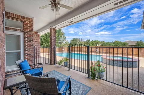 Exterior - 3710 Williams Trace Dr, Bryan, TX 77808 photo 2 of 7