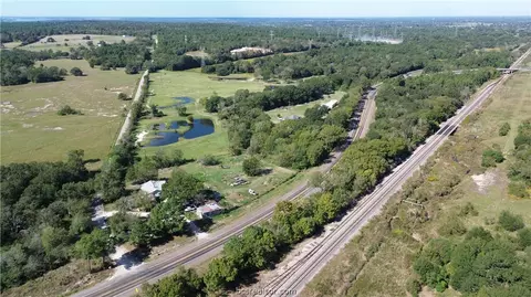 13501 Hwy 90 N, Bedias, TX 77831