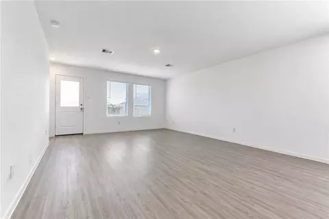 Living - 5313 Gabby Pass, Bryan, TX 77807 photo 5 of 6