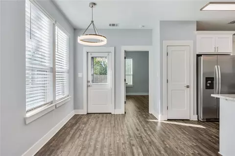 Entry Way - 507 Walnut St, Bryan, TX 77803 photo 1 of 1