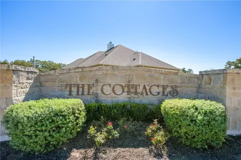4427 Jack Ct, College Station, TX 77845