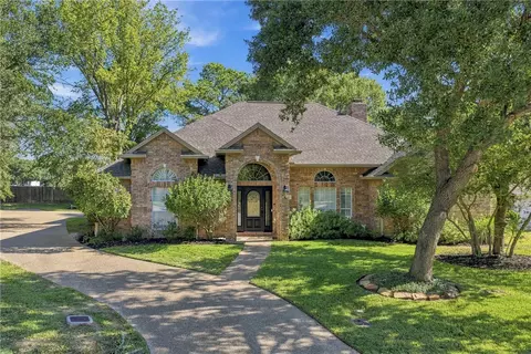 4903 Inglewood Ct, College Station, TX 77845