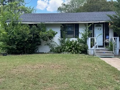 612 Freeman St, Caldwell, TX 77836