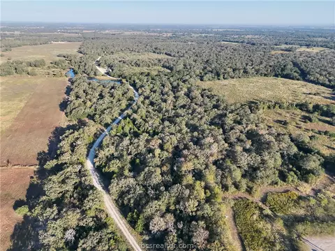 7069 Fm 60, Snook, TX 77878