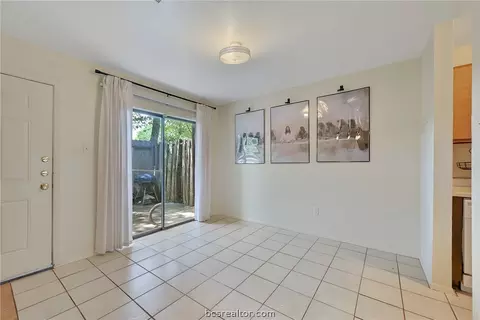 Dining - 2800 Forest Bend Dr, Bryan, TX 77801 photo 1 of 2
