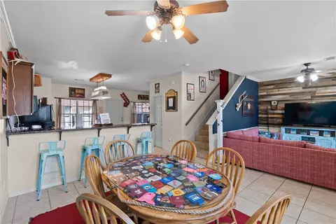 410 Forest Dr, College Station, TX 77840