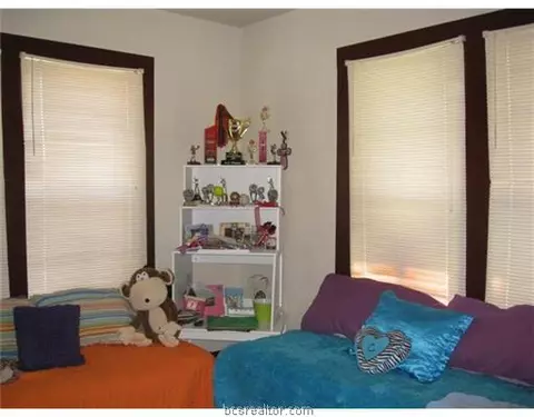 6569 Dick Elliott Rd, Bryan, TX 77808 photo 7