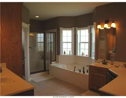 4008 Austins, Bryan, TX 77808 photo 7