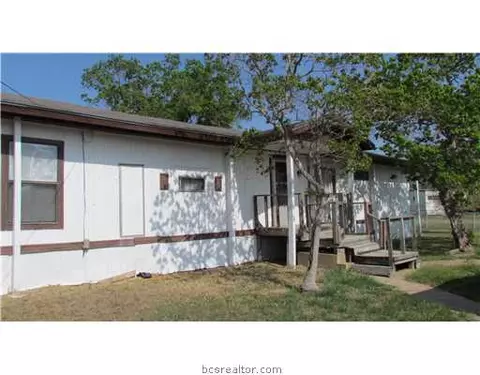 306 Elm St, Somerville, TX 77879 photo 2