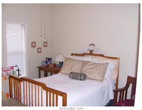 4213 Warwick, Bryan, TX 77802 photo 10