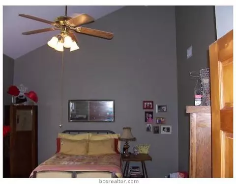 4213 Warwick, Bryan, TX 77802 photo 7