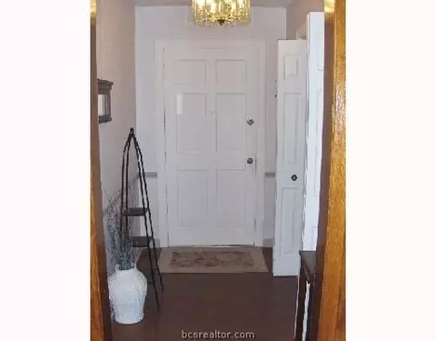 3702 Stillmeadow Dr, Bryan, TX 77802 photo 7