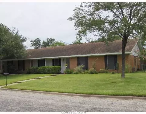 3702 Stillmeadow Dr, Bryan, TX 77802 photo 1